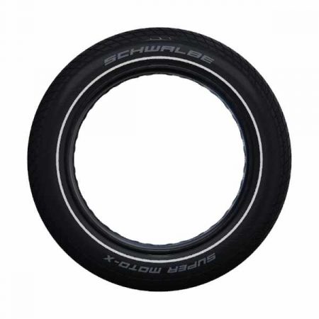 Schwalbe Super Moto X, the best Fat Tyre for E-Bike, with 3mm Green Guard Puncture Protection and reinforced sidewall. Offers the best riding characteristics and comfort.